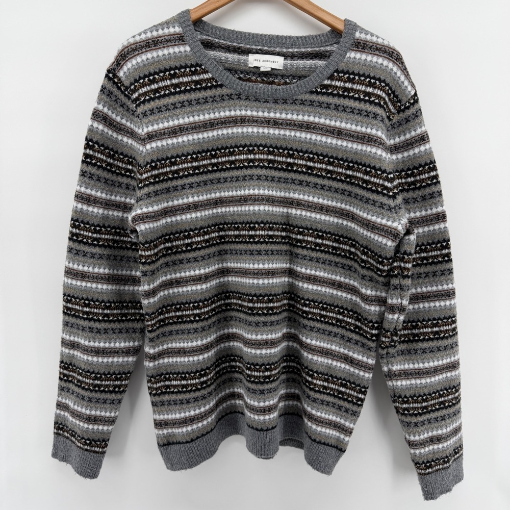 Free Assembly Mens Fair Isle Striped Crewneck Sweater Grey Black Medum cozy